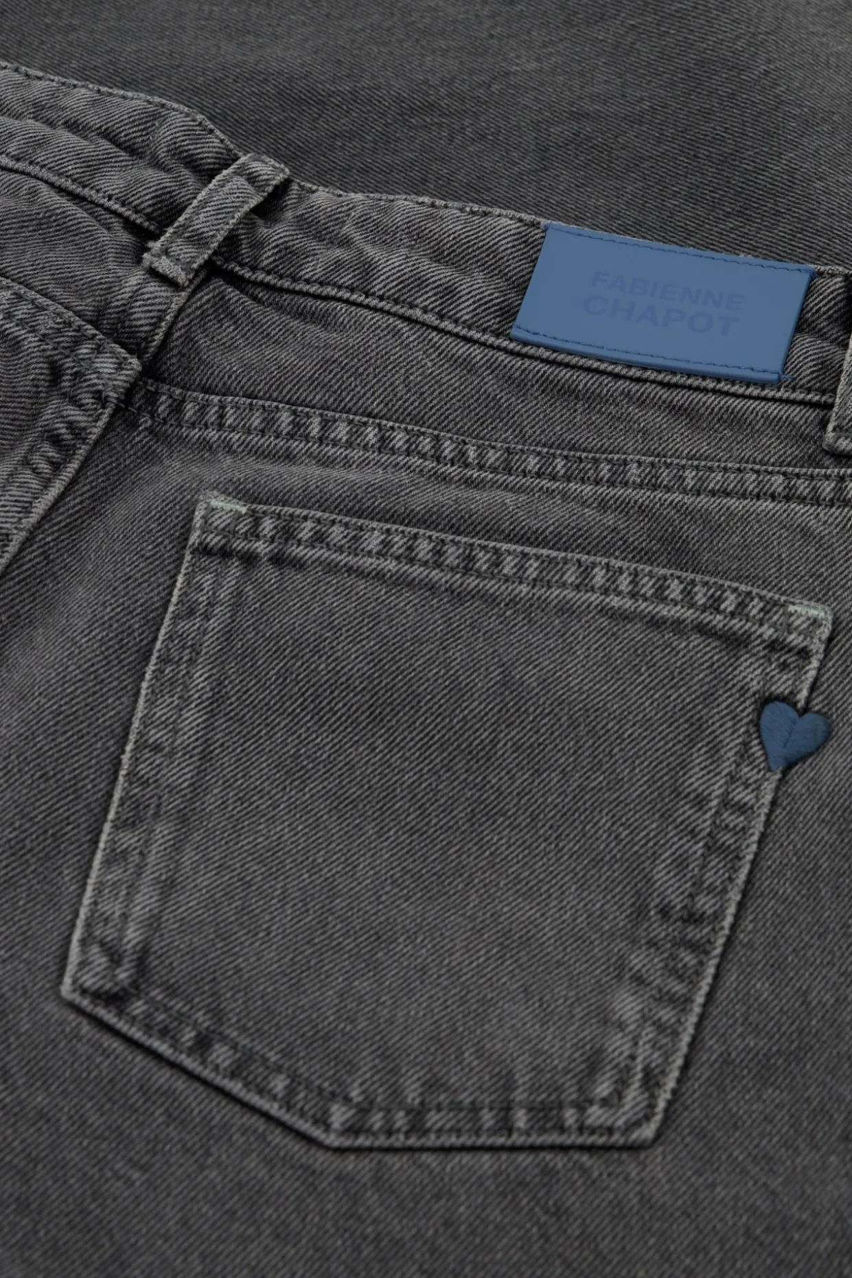 Lola Straight Jeans