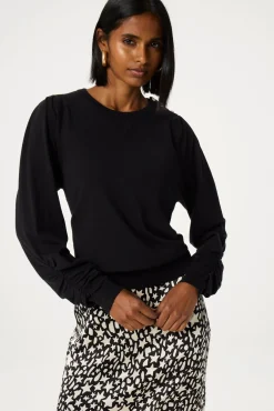 Molly Scrunch Pullover