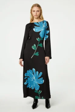 Shika Dress