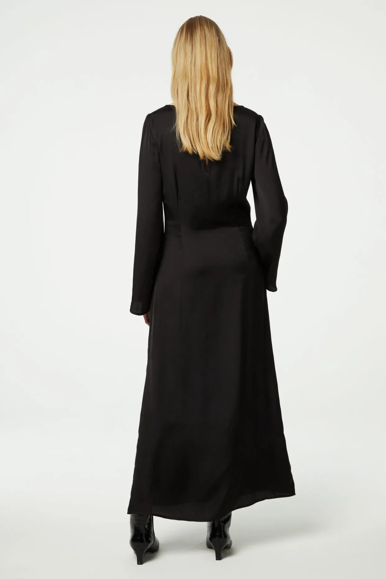 Shika Dress
